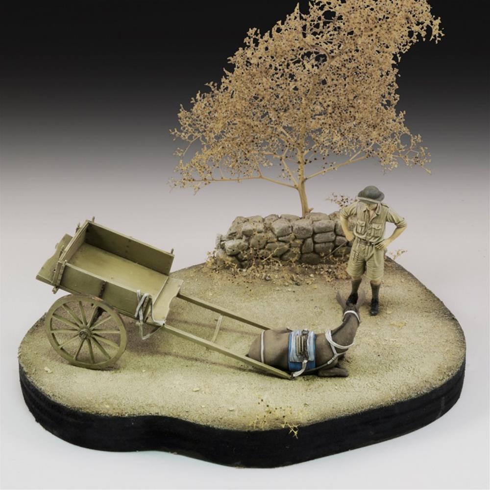 Royal Model: 1/35; Tommy & lazy donkey