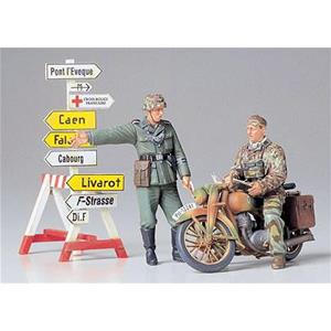 TAMIYA: 1:35 German Motorcycle Orderly Set