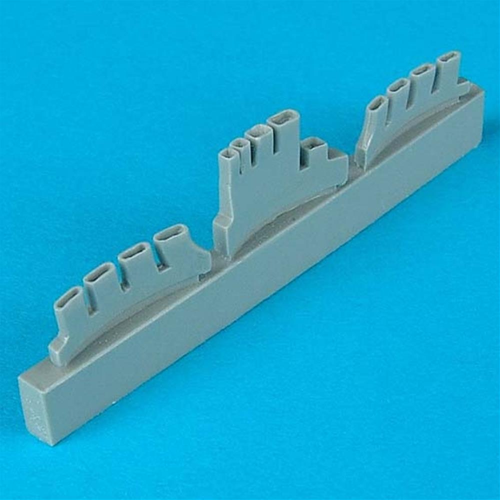 Quickboost: 1:32 Focke-Wulf Fw-190A-8 exhaust (Hasegawa)