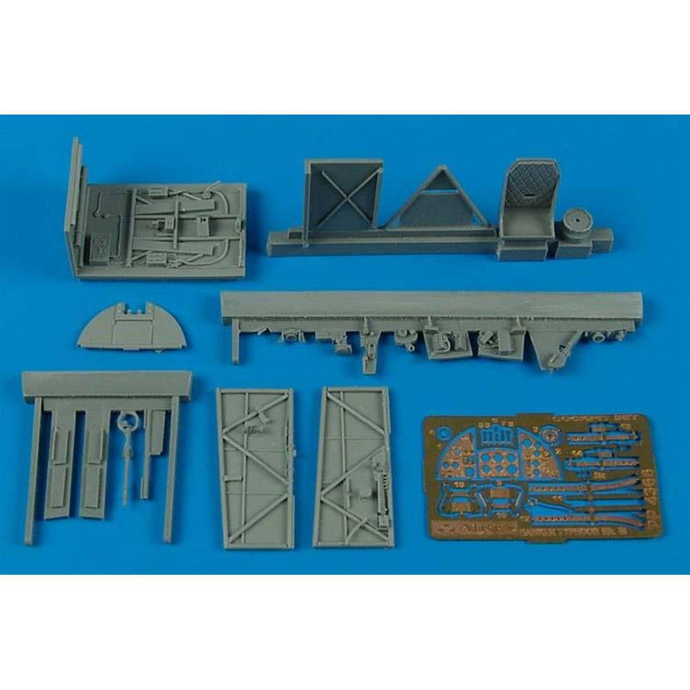 Aires: 1:48 Hawker Typhoon Mk.IB car door Cockpit set für Hase