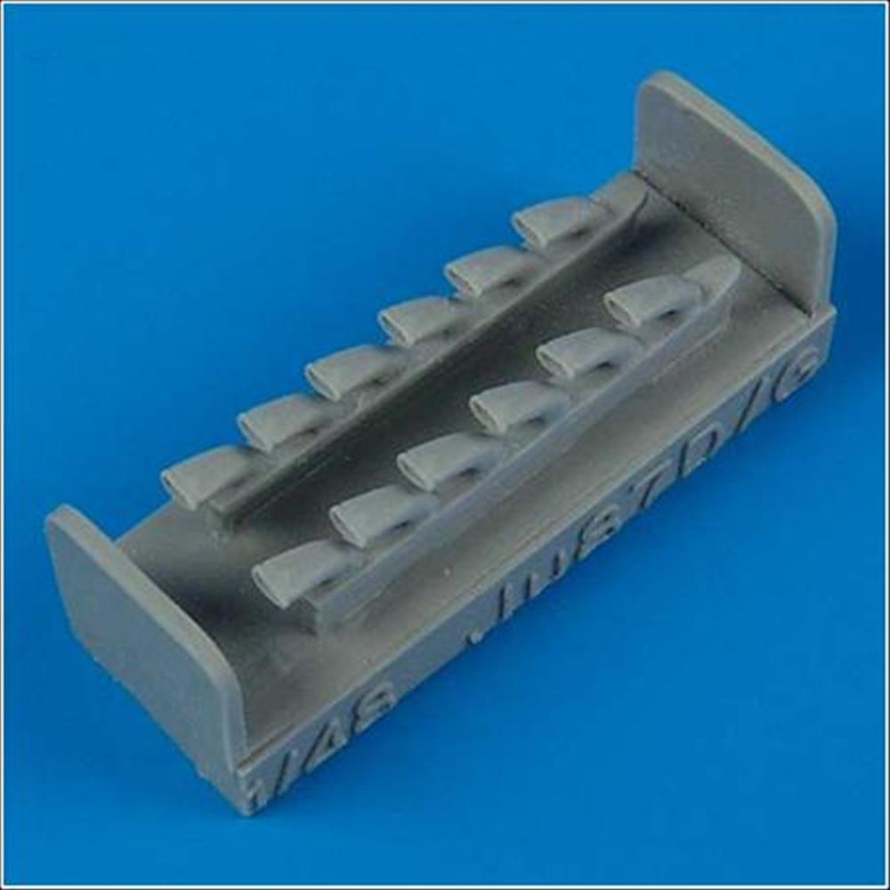 Quickboost: 1:48 Junkers Ju 87D/G Stuka exhaust für Hasegawa Bausat