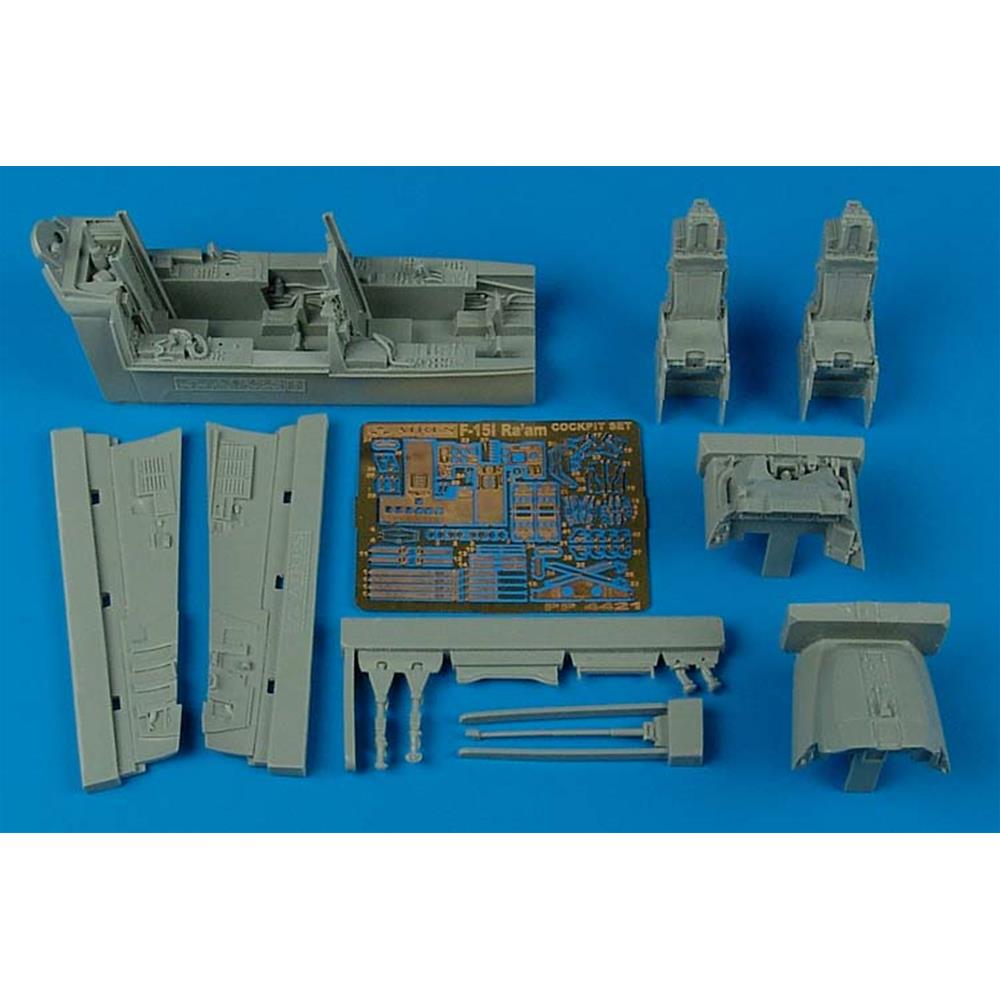 Aires: 1:48 F-15I Raam Cockpit Set für Revell Bausatz