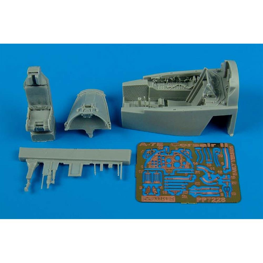 Aires: 1:72 A-7E Corsiar II (early v.) cockpit set für Hobby B