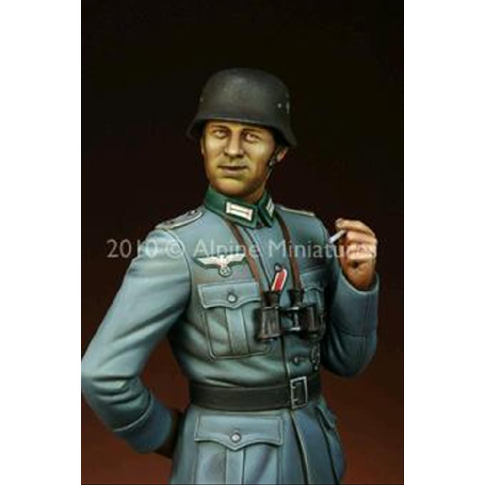 Alpine Miniatures: 1/16; German Infantry Officer