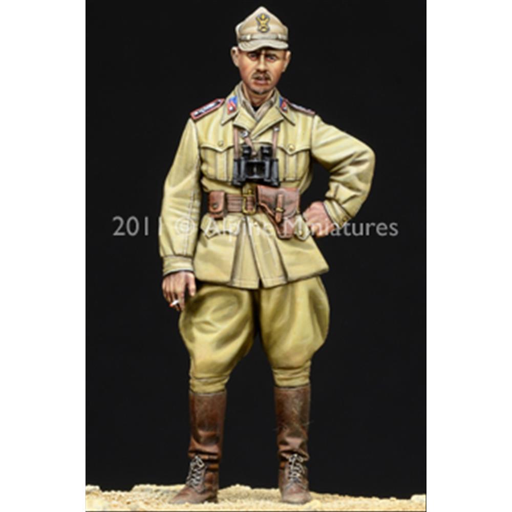 Alpine Miniatures: 1/35; Ufficiale carrista Italiano WWII