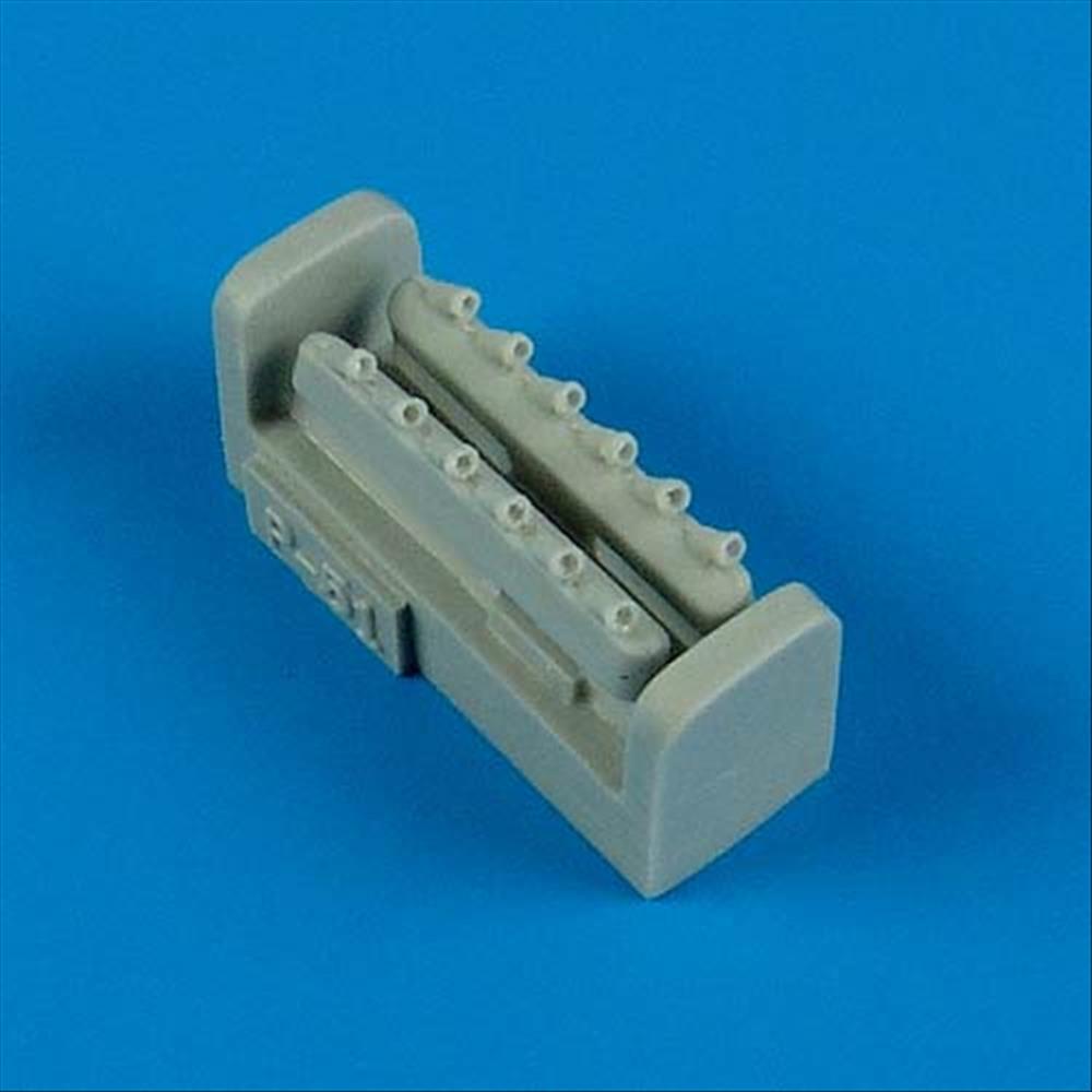 Quickboost: 1:72 P-51D MUSTANG EXHAUST