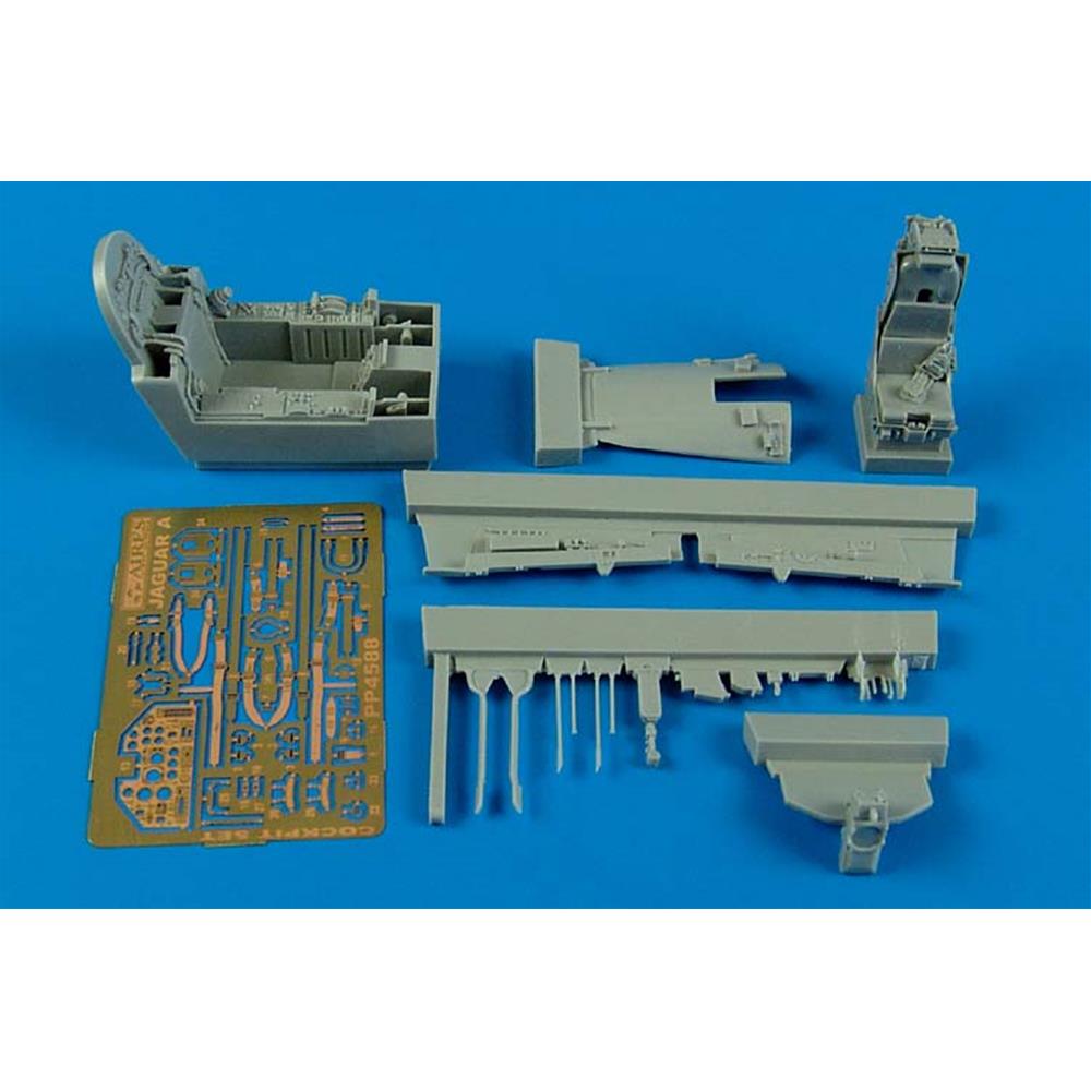 Aires: 1:48 SEPECAT JAGUAR A COCKPIT SET