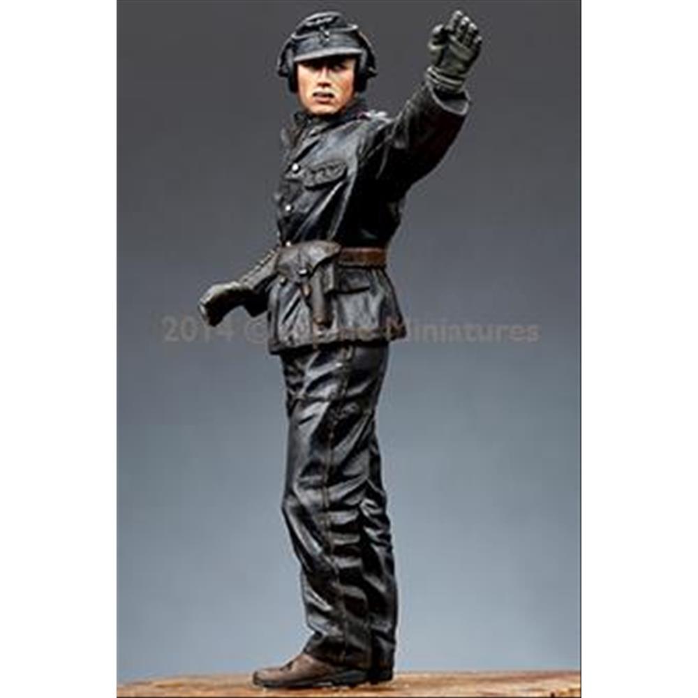 Alpine Miniatures: 1/35; SS Panzer Commander #1