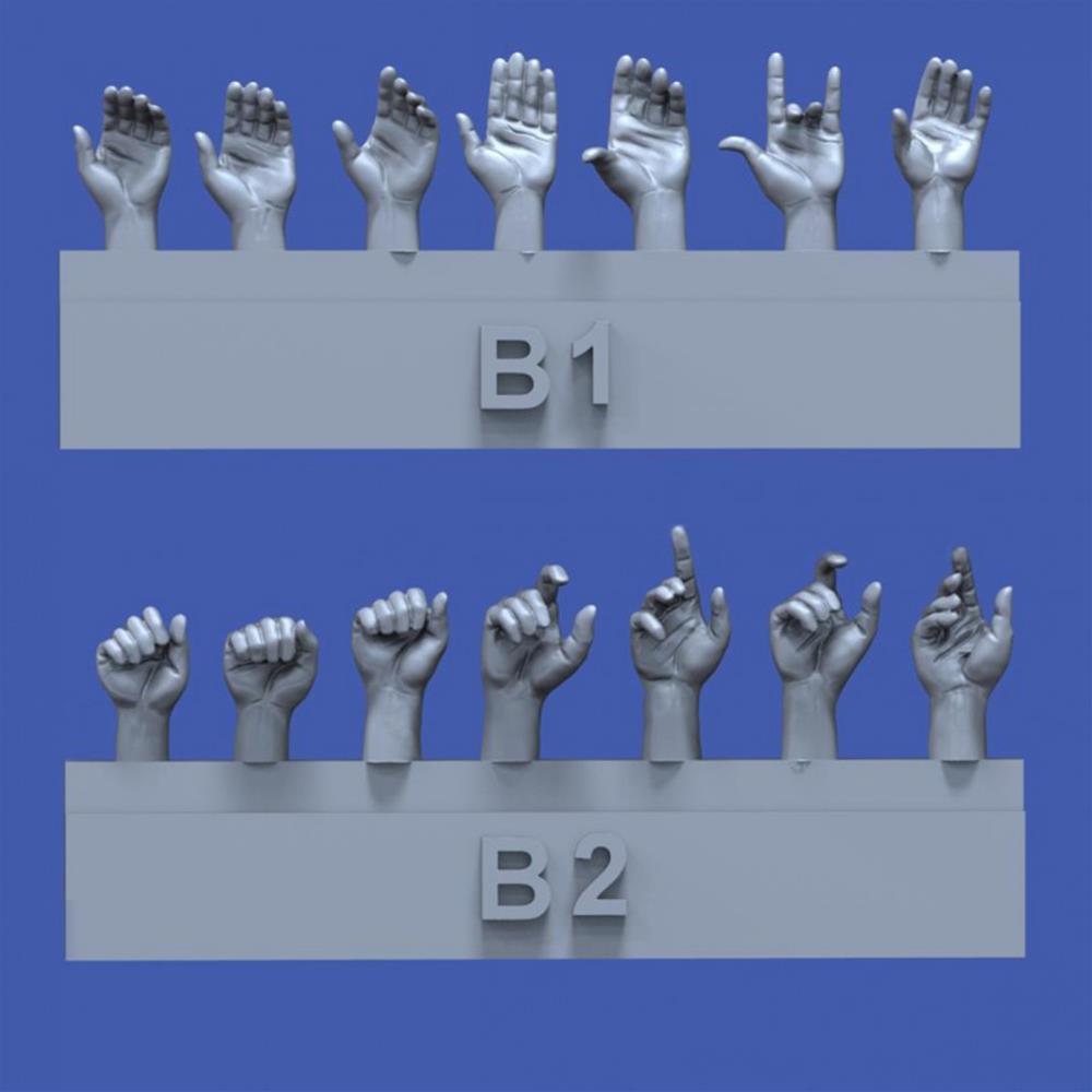 ROYAL: 1:35 Assorted Hands Set No. 2 (1:35)