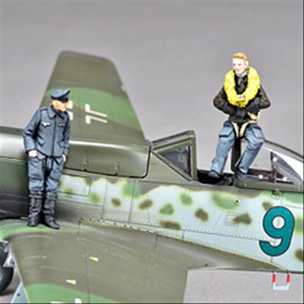 Zoukei-mura: 1/48; Ta 152 H-1 Ace Pilots Set