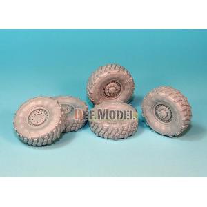 DEF.MODEL: M1078 LMTV Truck Sagged Wheel set (for Trumpeter 1/35)