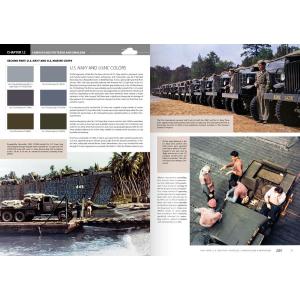 AK INTERACTIVE: 1941-1945 American Military Vehicles - English 96 pages. Semi-hard cover.