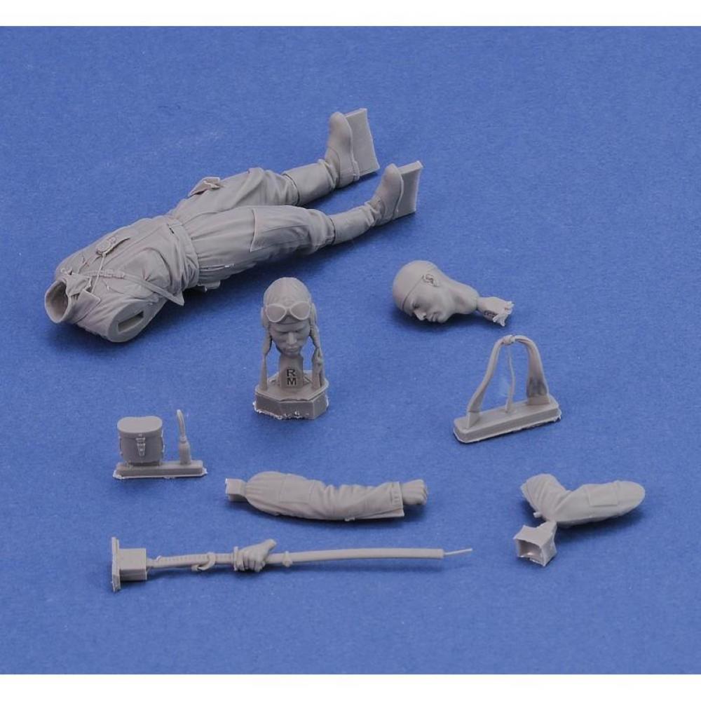 Royal Model: 1/32; Giapanese Pilot - WWII