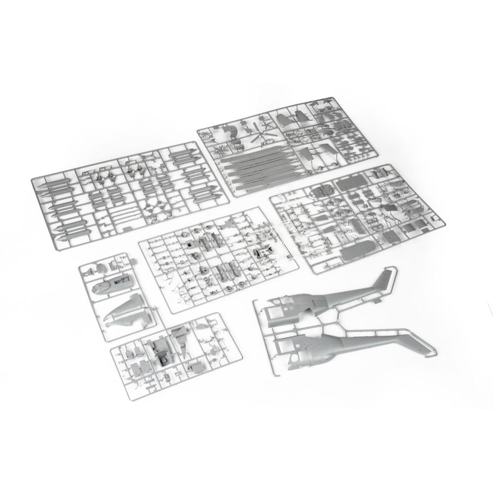 EDUARD: 1/48; Limited edition kit of Soviet attack helicopter Mil Mi-24V and Mi-35