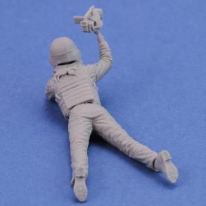 Royal Model: 1/35; War Reporter 