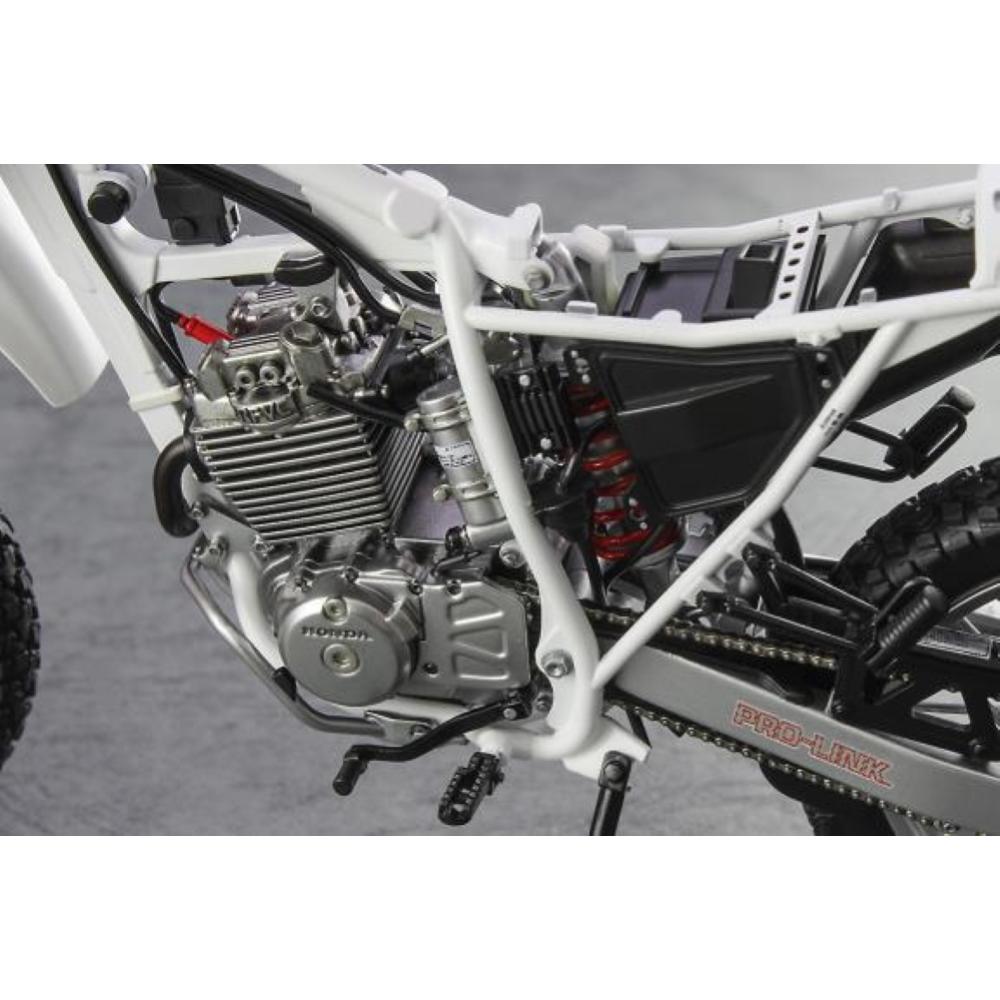 HASEGAWA:  Honda XLR BAJA (MD22) (1991) (BK16)