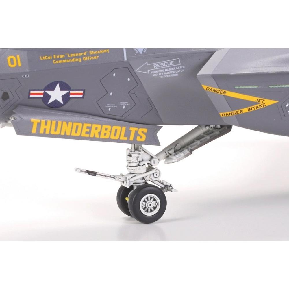 TAMIYA: 1/72; Lockheed Martin F-35C Lightning II