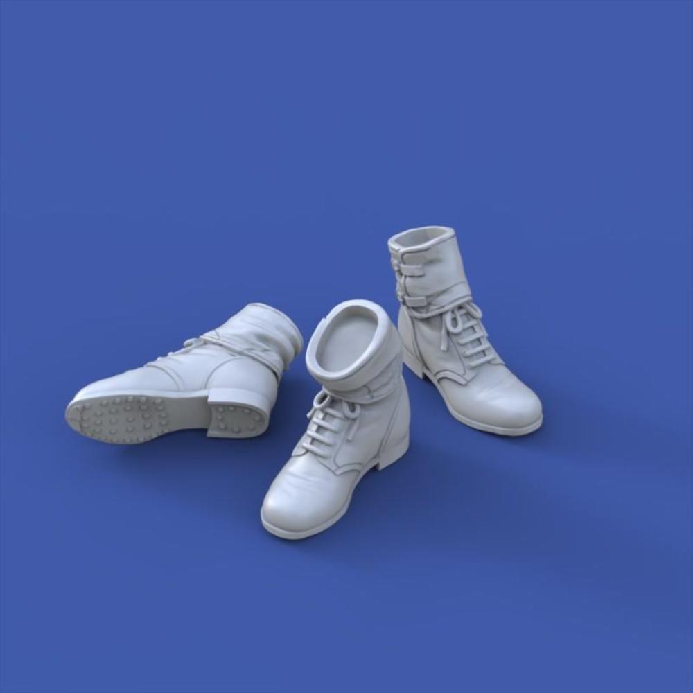 ROYAL: 1:35 German infantry boots w/ gaiters -various WWII