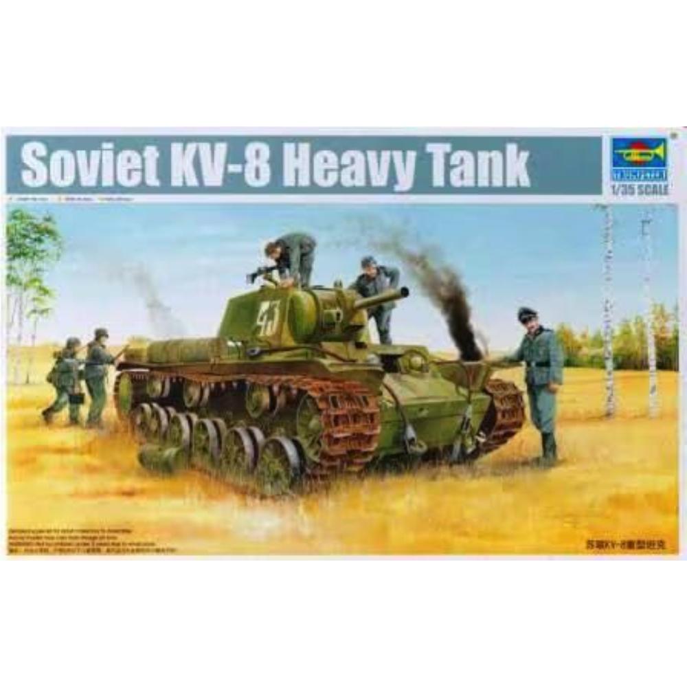 TRUMPETER: 1:35 KV-8