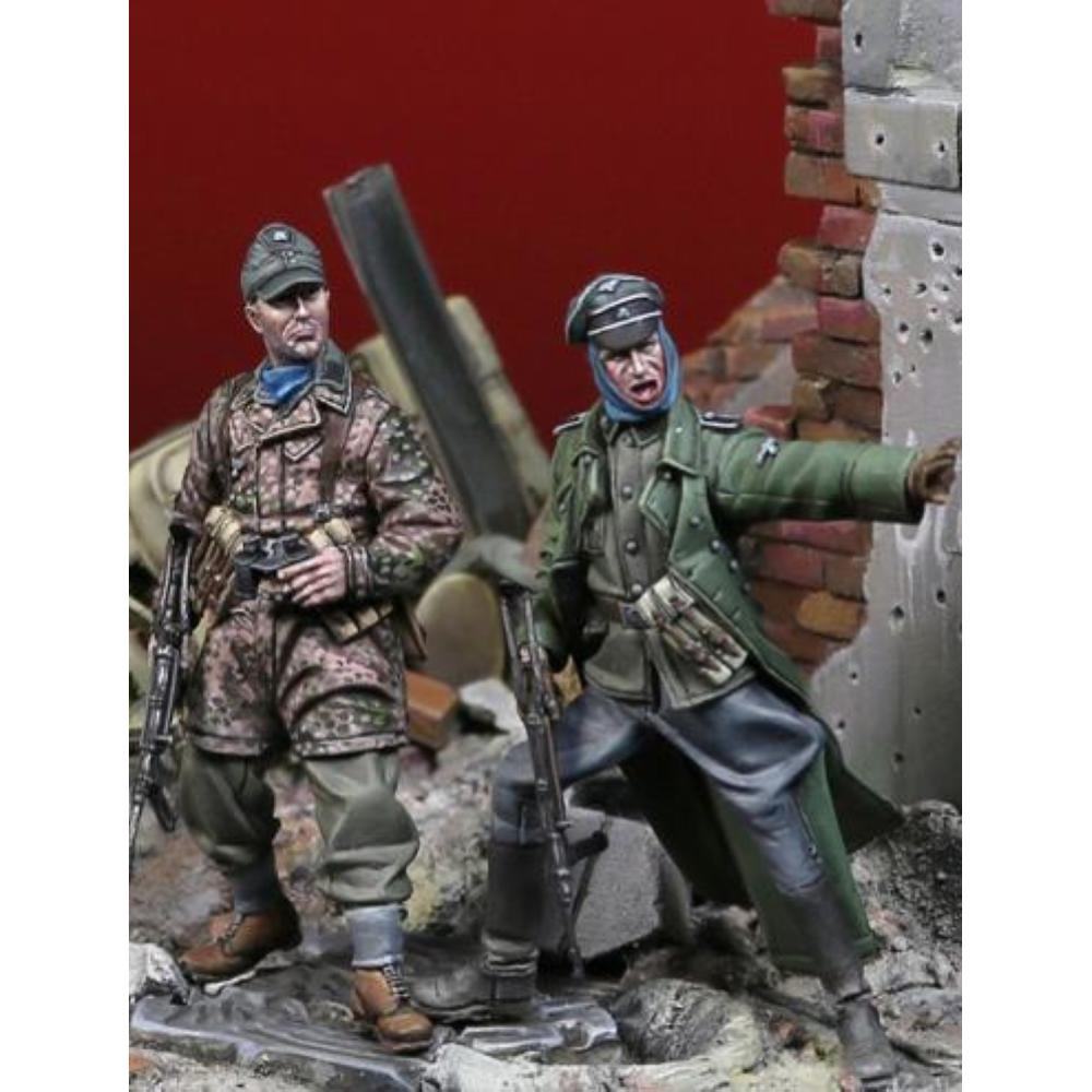 Darius Miniatures: 1:35; SS in action