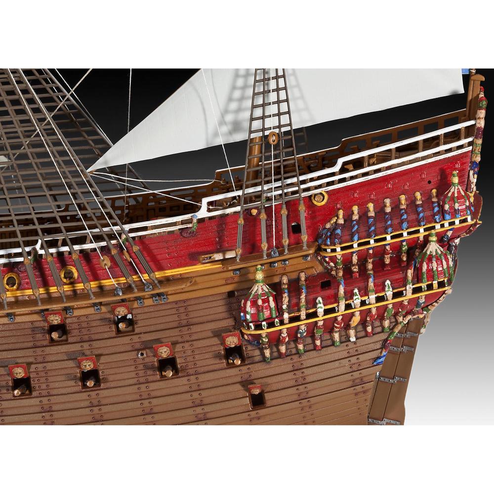 Revell:  Swedish Regal Warship "Vasa" (1:150)
