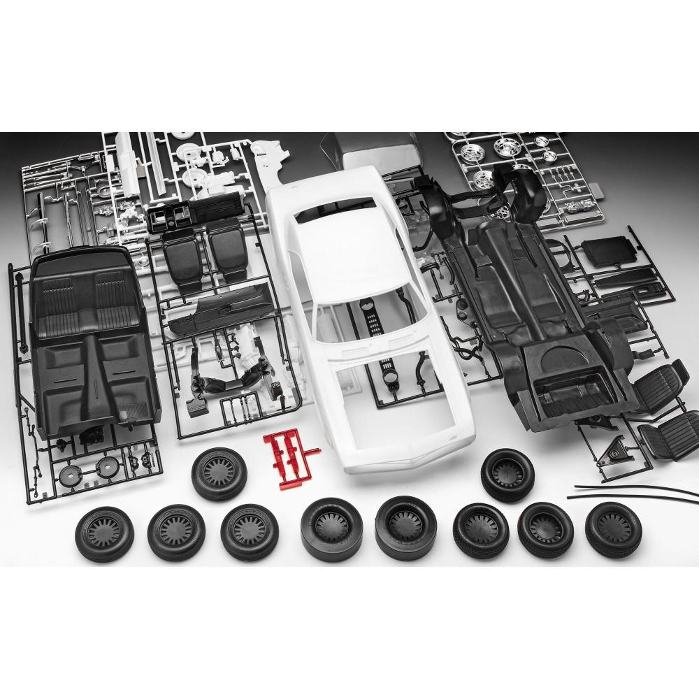Revell:  '69 Chevrolet Camaro Z/28  (1:12)