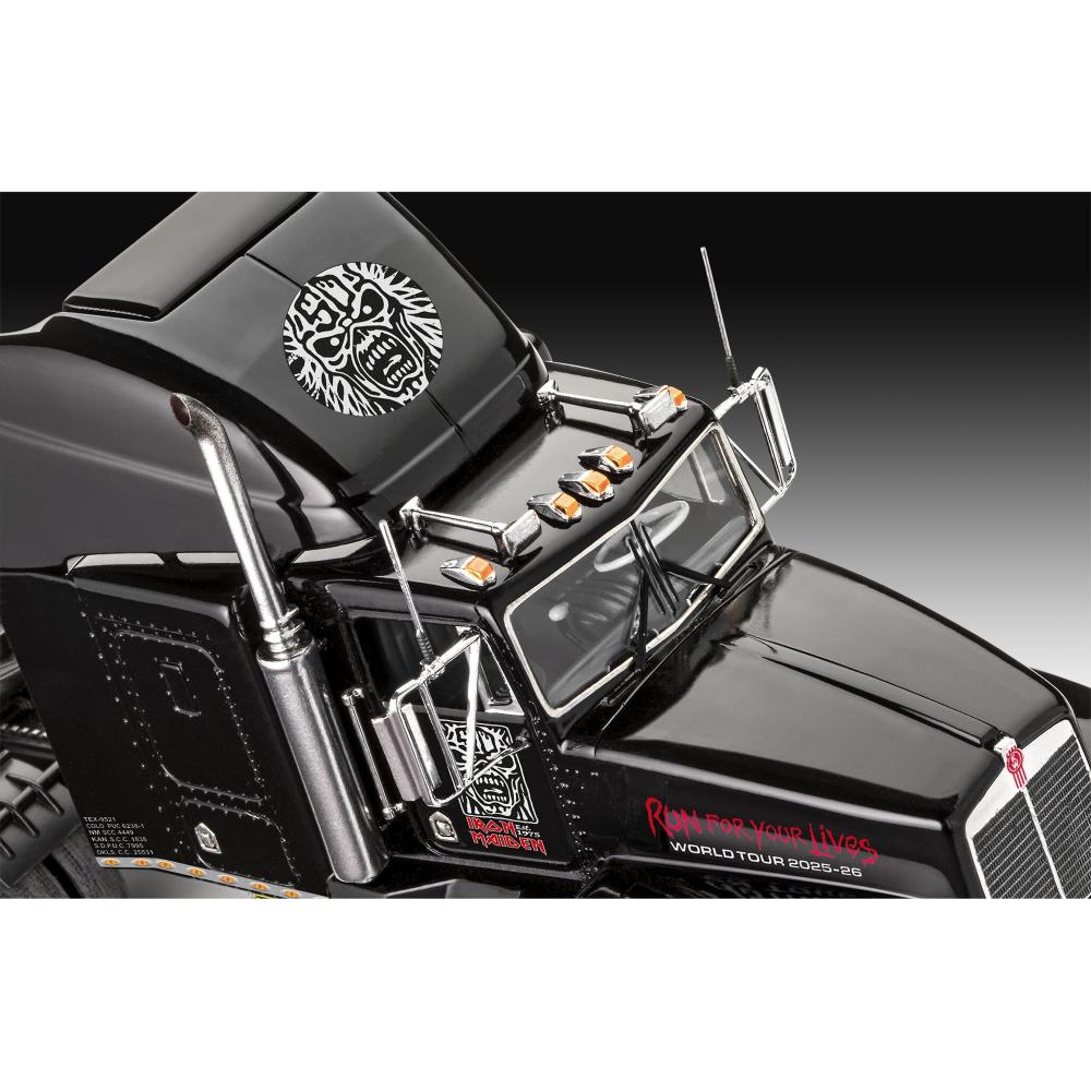 Revell: 1:32 Iron Maiden Tour Truck & Trailer 50th Anniversary