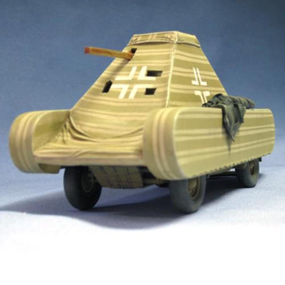 SOL MODEL: 1:35; WWII German Camouflaged Kübelwagen (North Africa)
