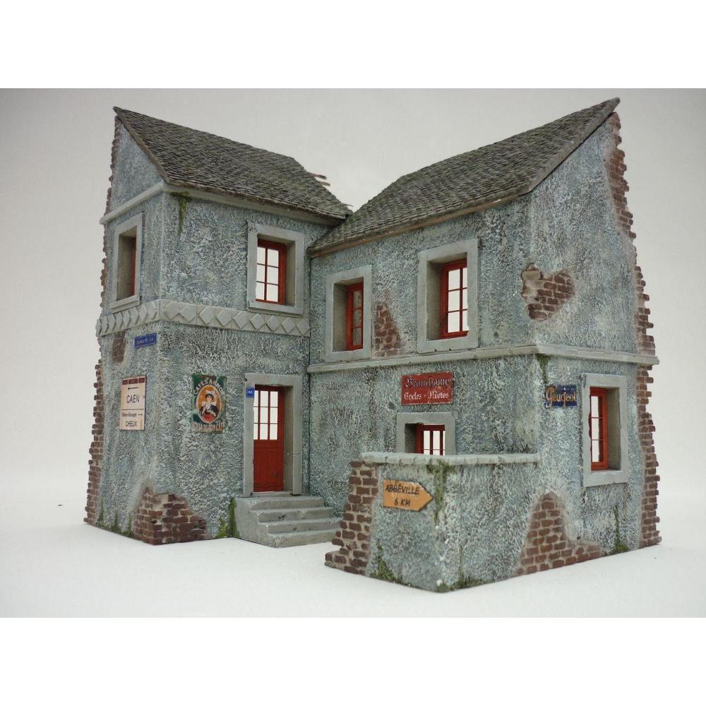 RT-DIORAMA: 1:35; French Village House