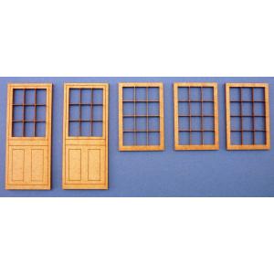 RT-DIORAMA: 1:35; Damaged Village House