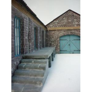 RT-DIORAMA: 1:35; Freight Shed (Modular System)