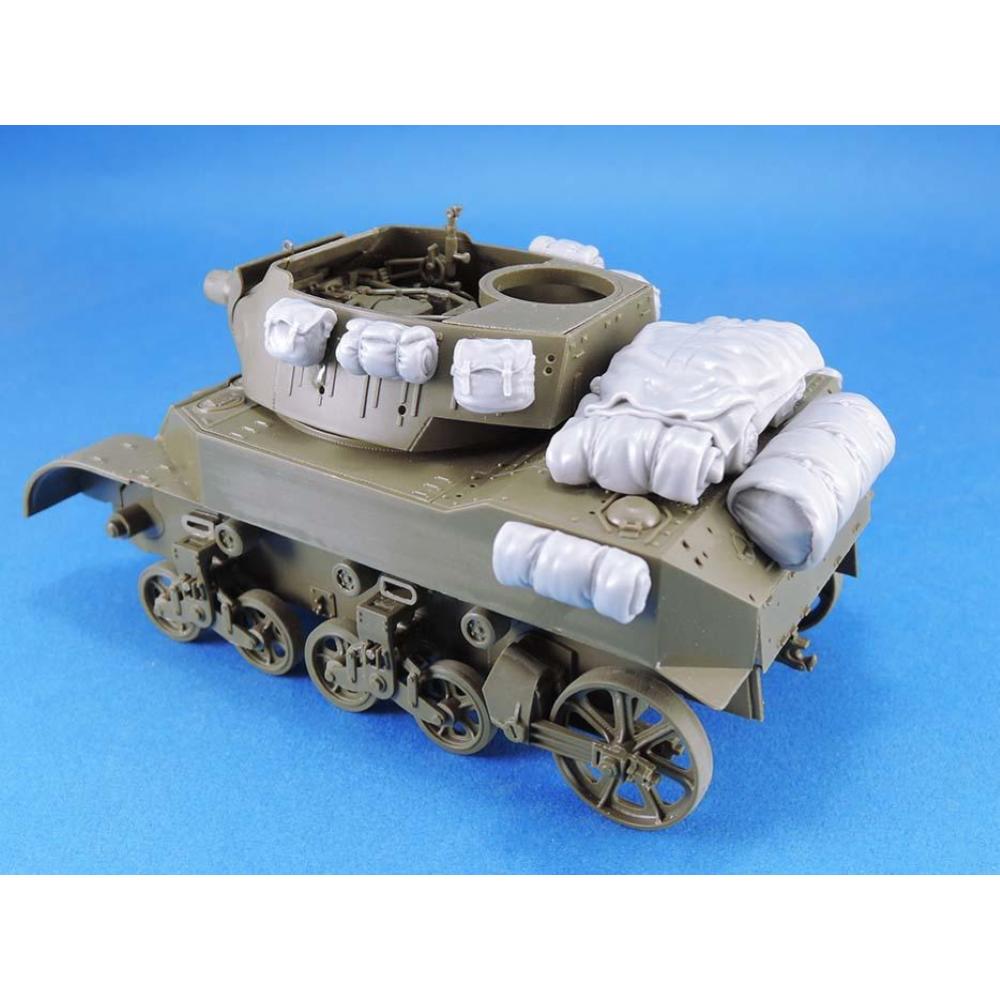 LEGEND PRODUCTIONS: 1:35; US WW2 Light Tank Stowage set