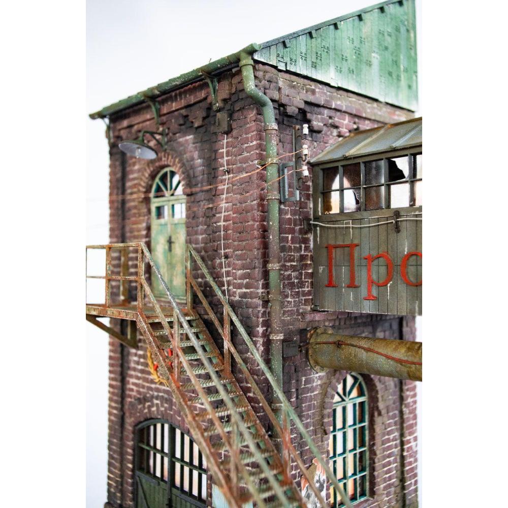 RT-DIORAMA: 1:35; Industrial Stairs