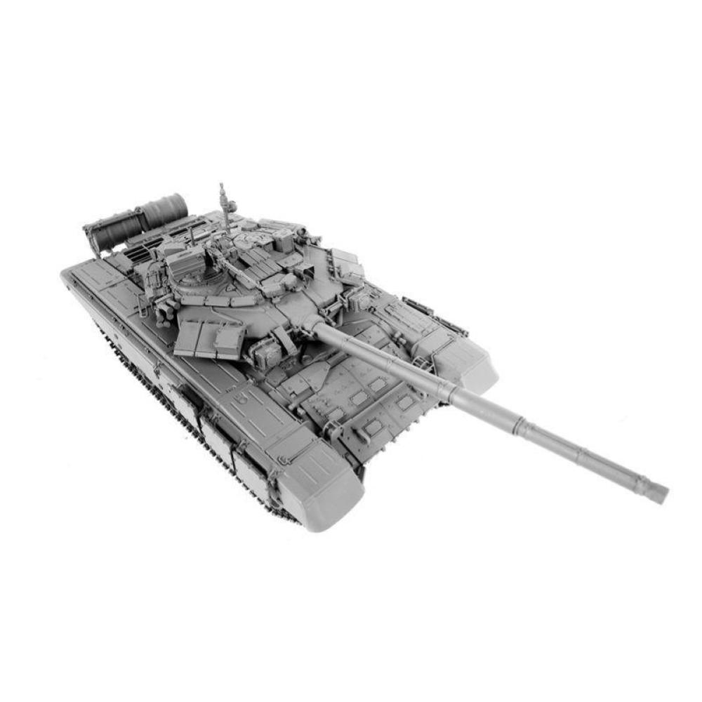 ZVEZDA: 1:35 Russian Main Battle Tank T-90