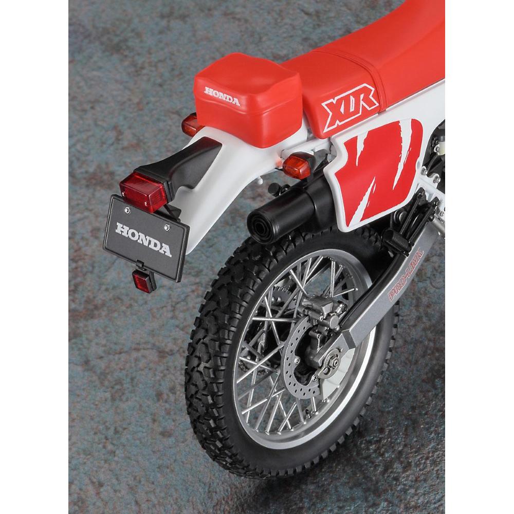 HASEGAWA:  Honda XLR BAJA (MD22) (1991) (BK16)