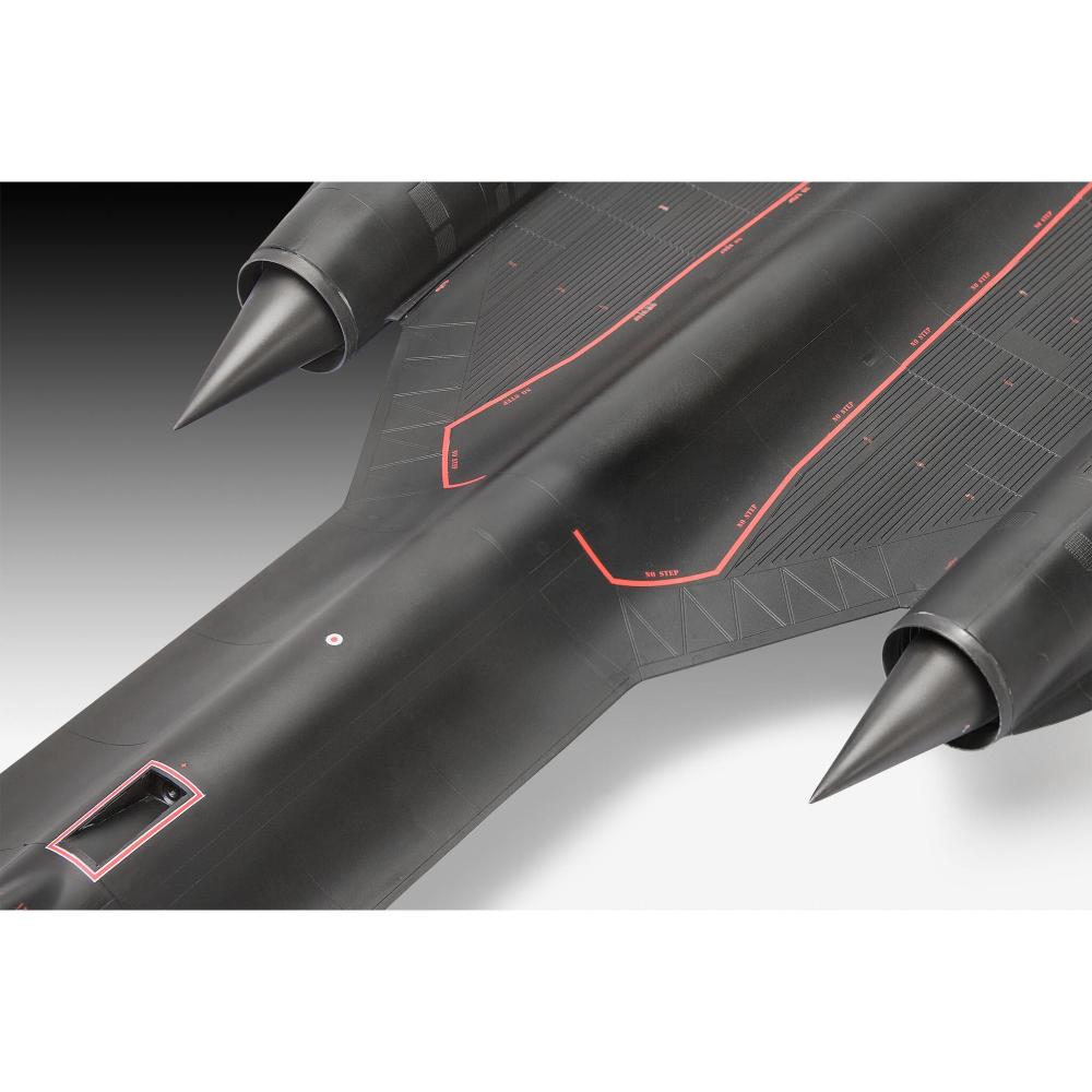 Lockheed SR-71B Blackbird