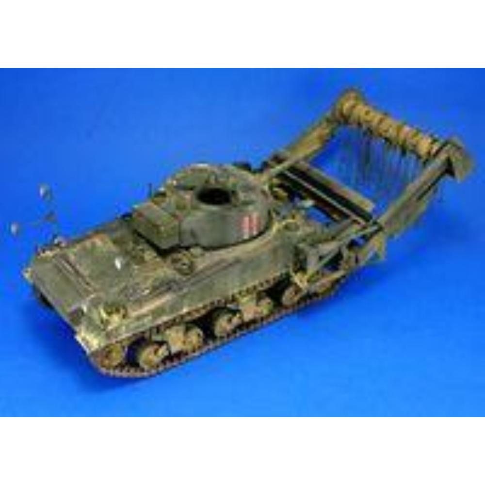 LEGEND PRODUCTIONS: 1:35; Sherman Crab Conversion Set