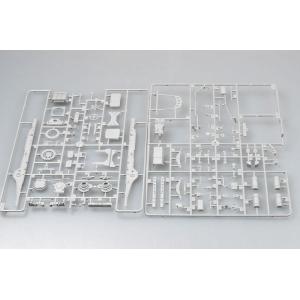 TRUMPETER: 1/35 2 cm Flakvierling 38 auf Sd.Kfz.7/1 late