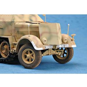 TRUMPETER: 1/35 2 cm Flakvierling 38 auf Sd.Kfz.7/1 late