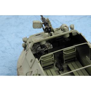 TRUMPETER: 1/35 BTR-60P APC