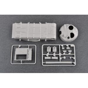 TRUMPETER: 1:35 Soviet T-64AV Mod. 1984