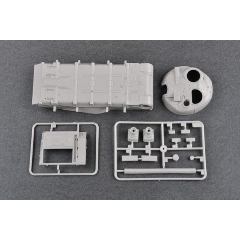 TRUMPETER: 1:35 Soviet T-64AV Mod. 1984