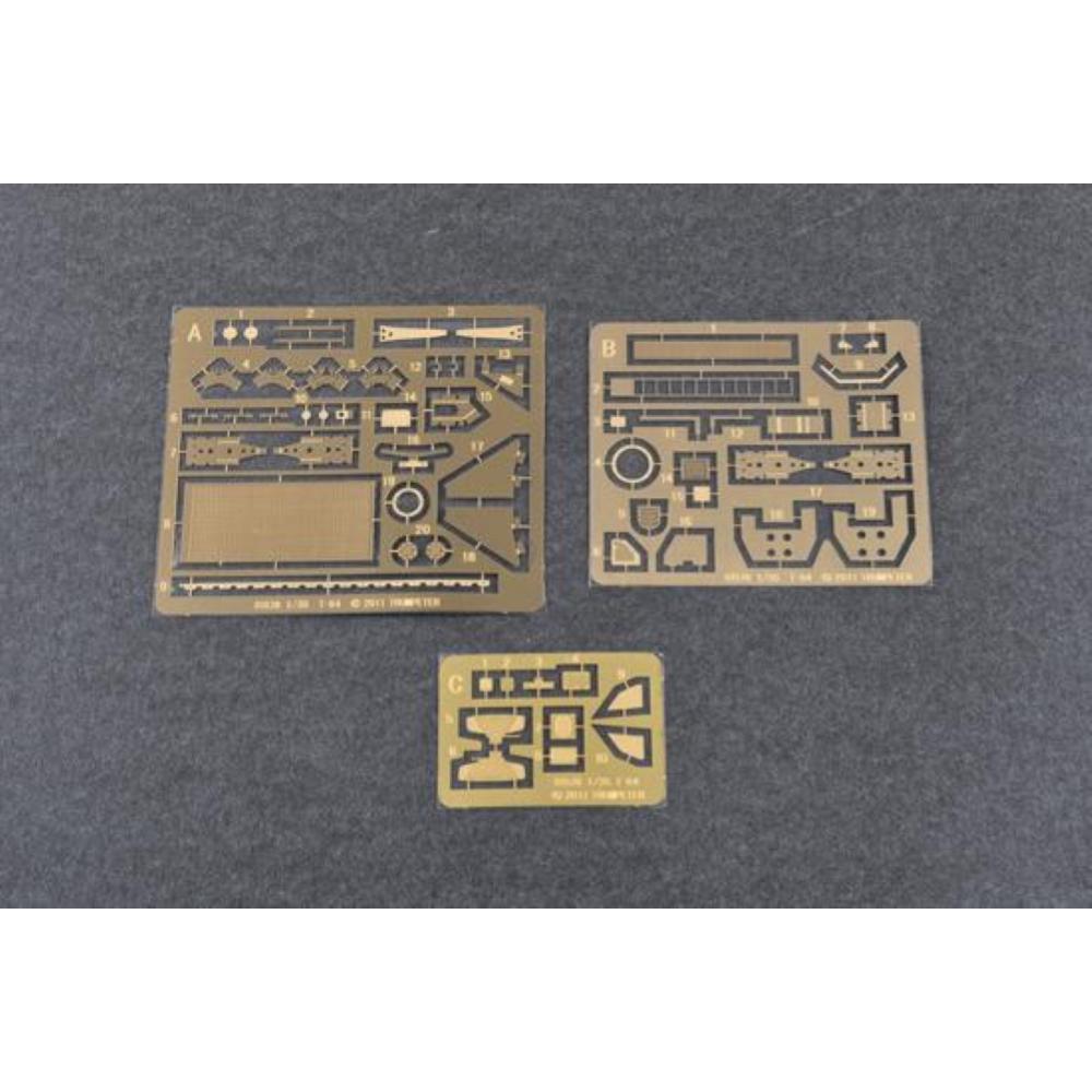 TRUMPETER: 1:35 Soviet T-64AV Mod. 1984