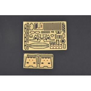 TRUMPETER: 1:35 Russian BTR-70 APC late version