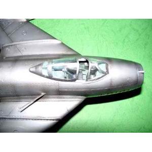 TRUMPETER: 1/32 Shengyang  F-5 (MiG-17F Fresco)