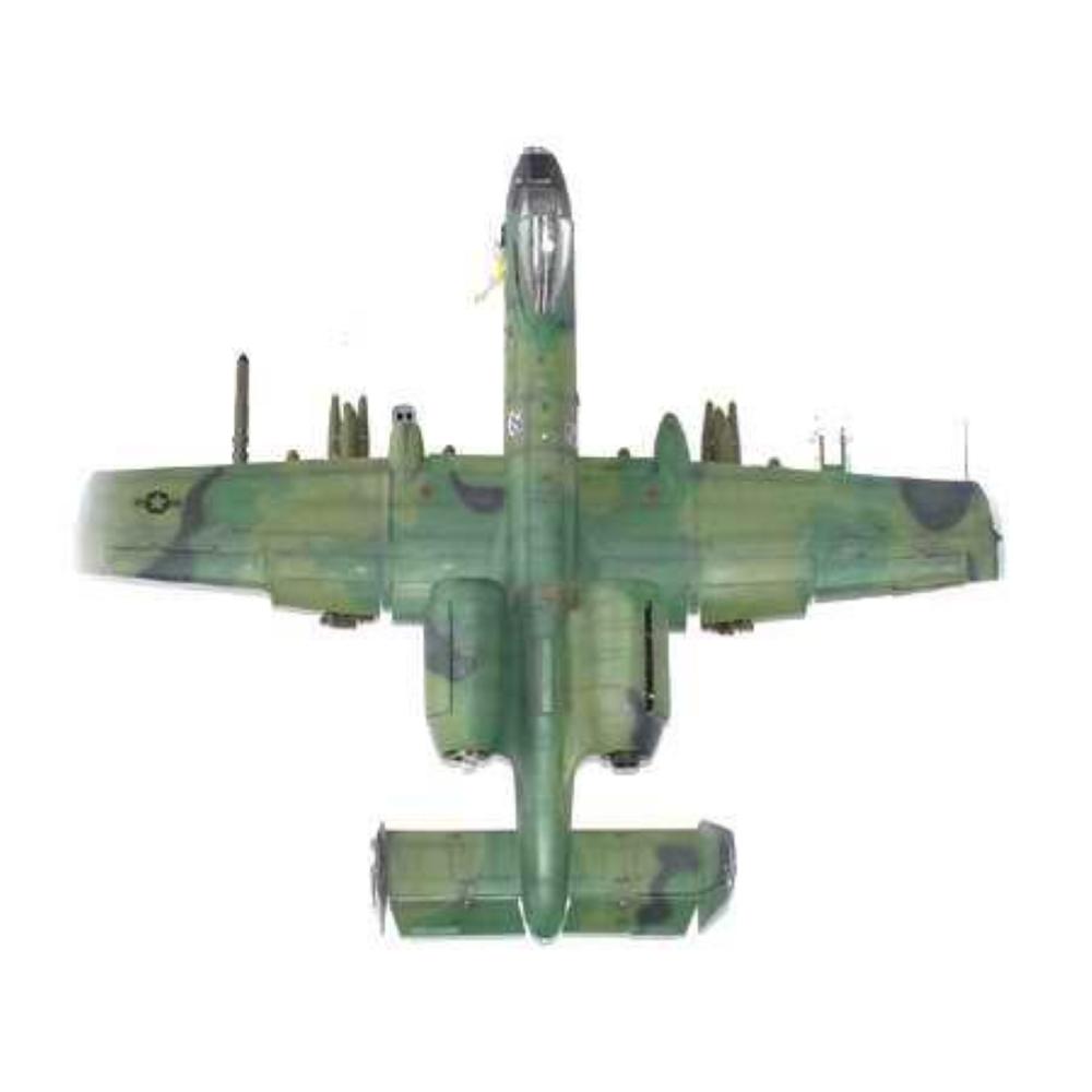 TRUMPETER: 1/32 Fairchild A-10A Thunderbolt II
