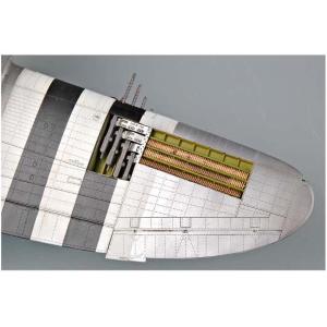 TRUMPETER: 1/32 Republic P-47D "Thunderbolt" Dorsal Fin