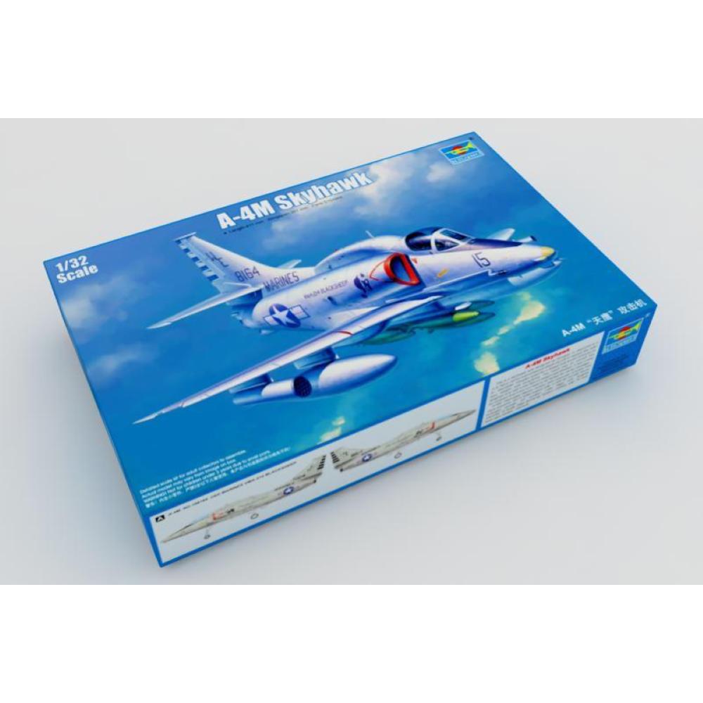 TRUMPETER: 1:32 Douglas A-4M Skyhawk