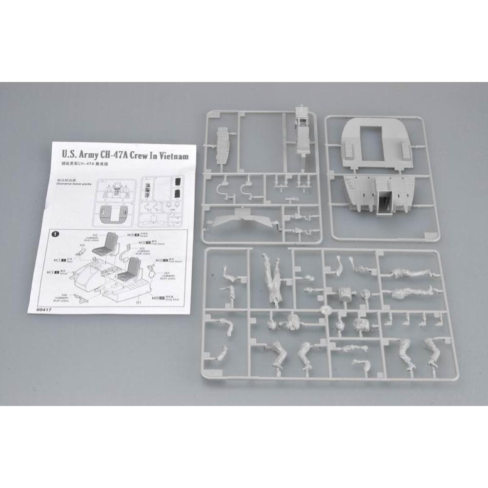 TRUMPETER: 1:35 US Army CH-47 Crew in Vietnam