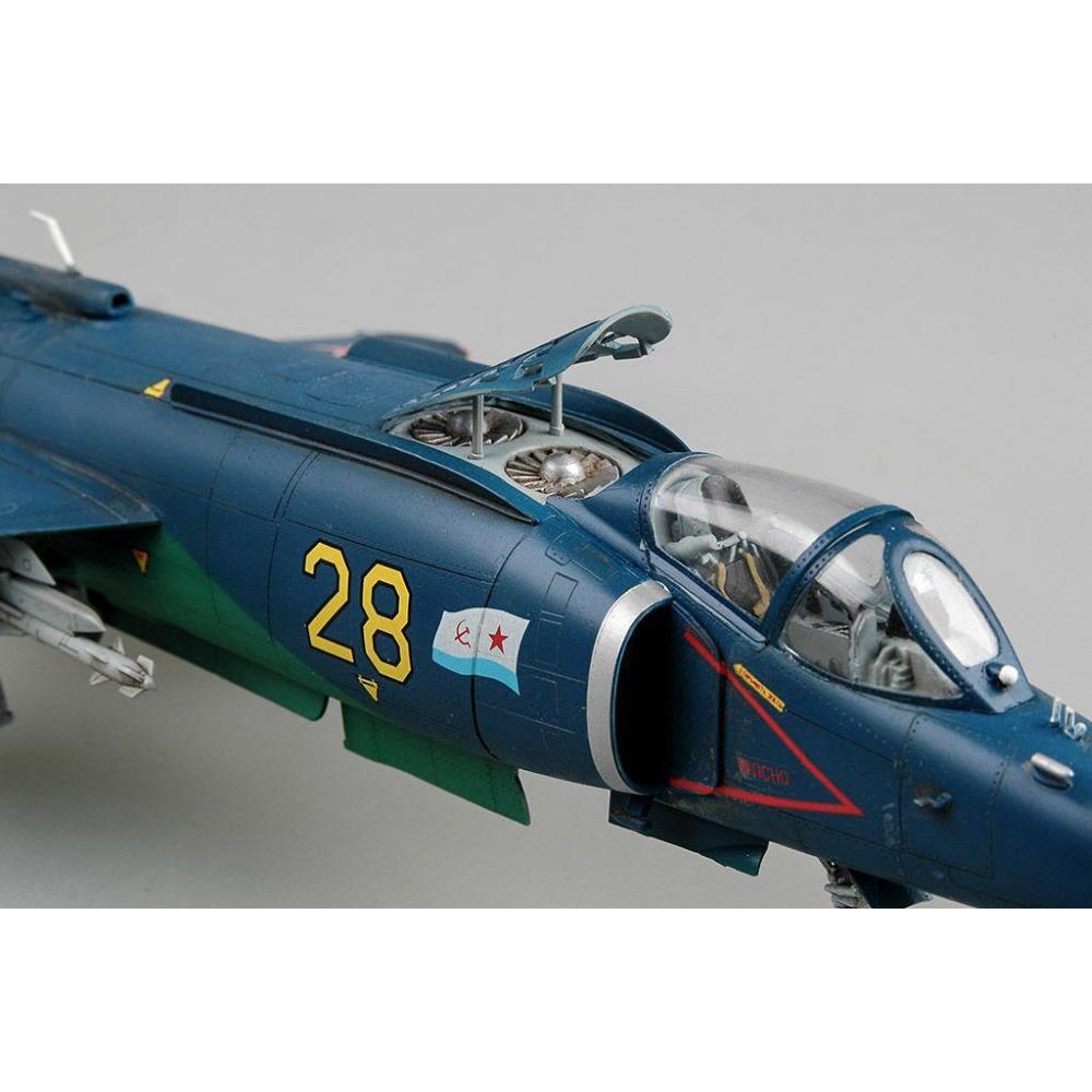 HOBBY BOSS: 1:48 YAK-38 / Yak-38 M Forger A